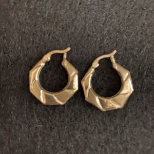 Small hoops